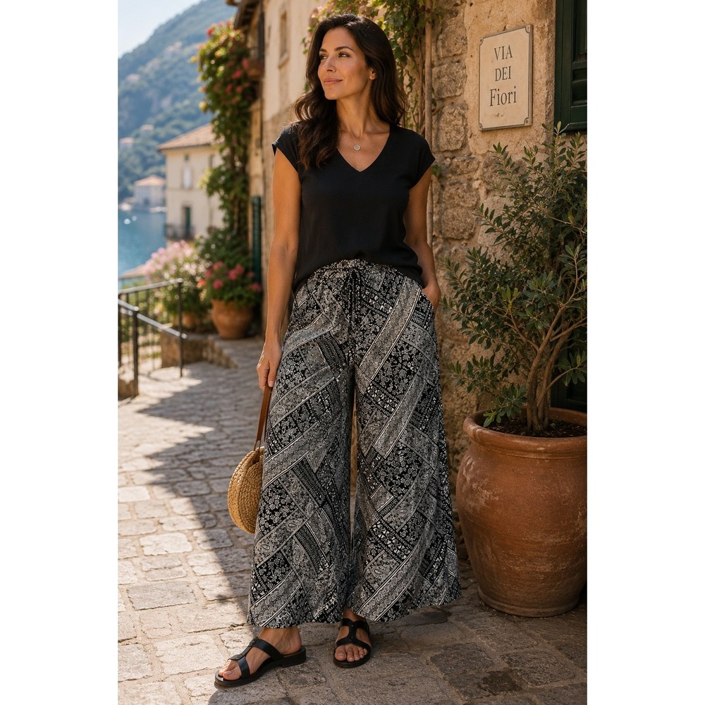 ASTR Pants Womens Small Black White Paisley Wide Leg Boho Hippie Flowy‎